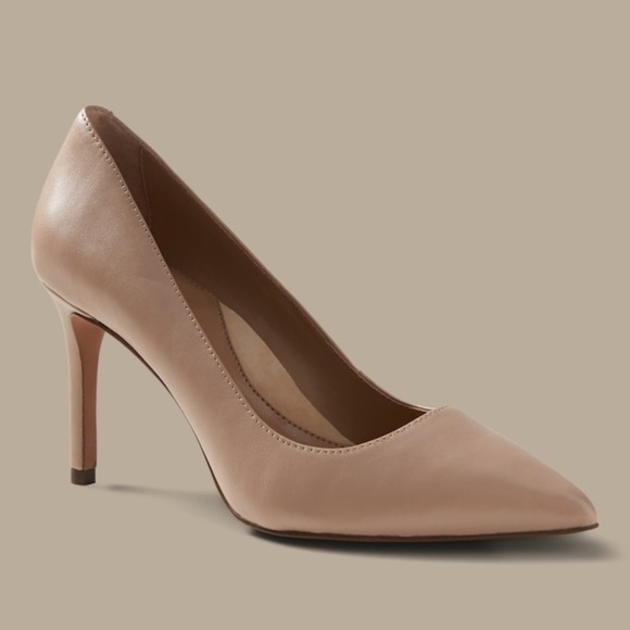 Banana Republic Shoes - ‼️nwt BANANA REPUBLIC HIGH HEEL‼️